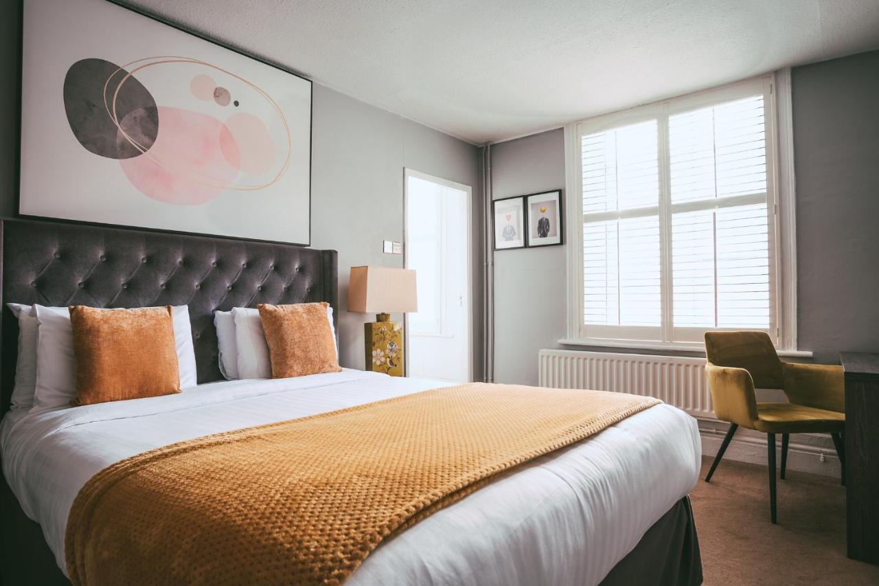 Hotel Rose & Crown Inn